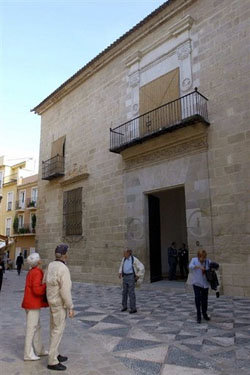 La fachada del edificio que alberga el Museo Picasso Málaga 